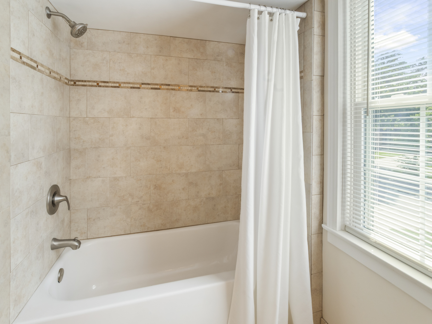 225 Stratford Road Des Plaines, IL 60016 - Photo 27 of 58 Gallery Image 27