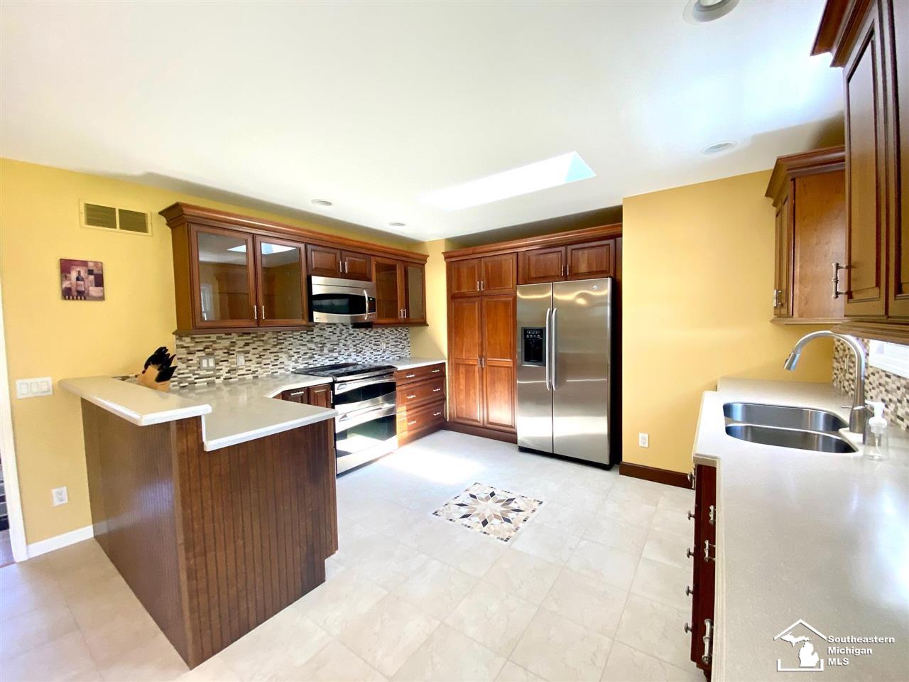 8611 Burton Road Adrian, MI 49221 - Photo 15 of 49 Gallery Image 15