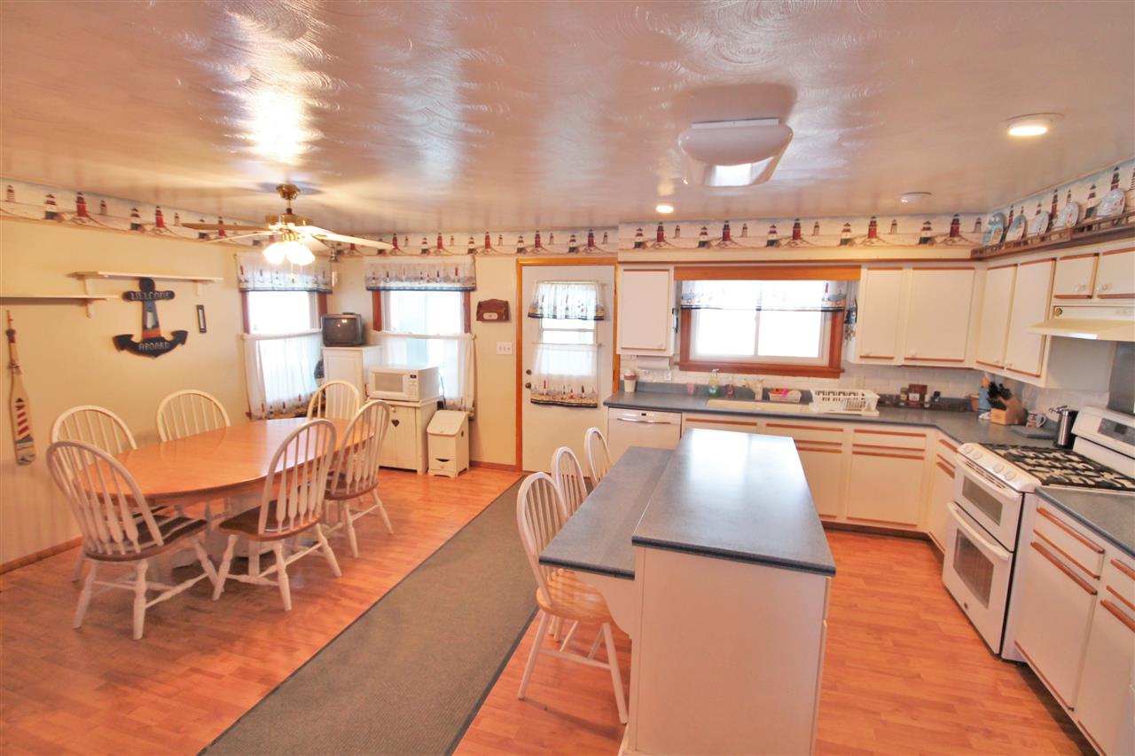 6960 East Harrold Road Churubusco, IN 46723 - Photo 11 of 28 Gallery Image 11