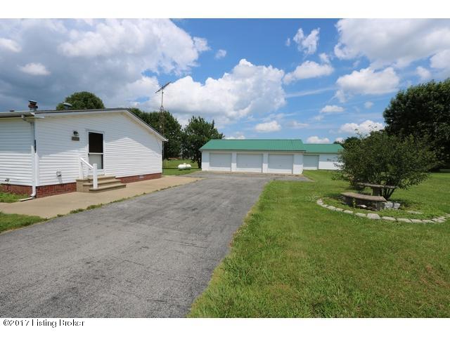 9044 Highway 259 Bee Spring, KY 42207 - Photo 13 of 37 Bee Spring8