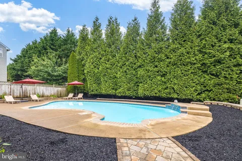 $824,900 | 242 Fox Chase Street, Warrenton, VA 20186