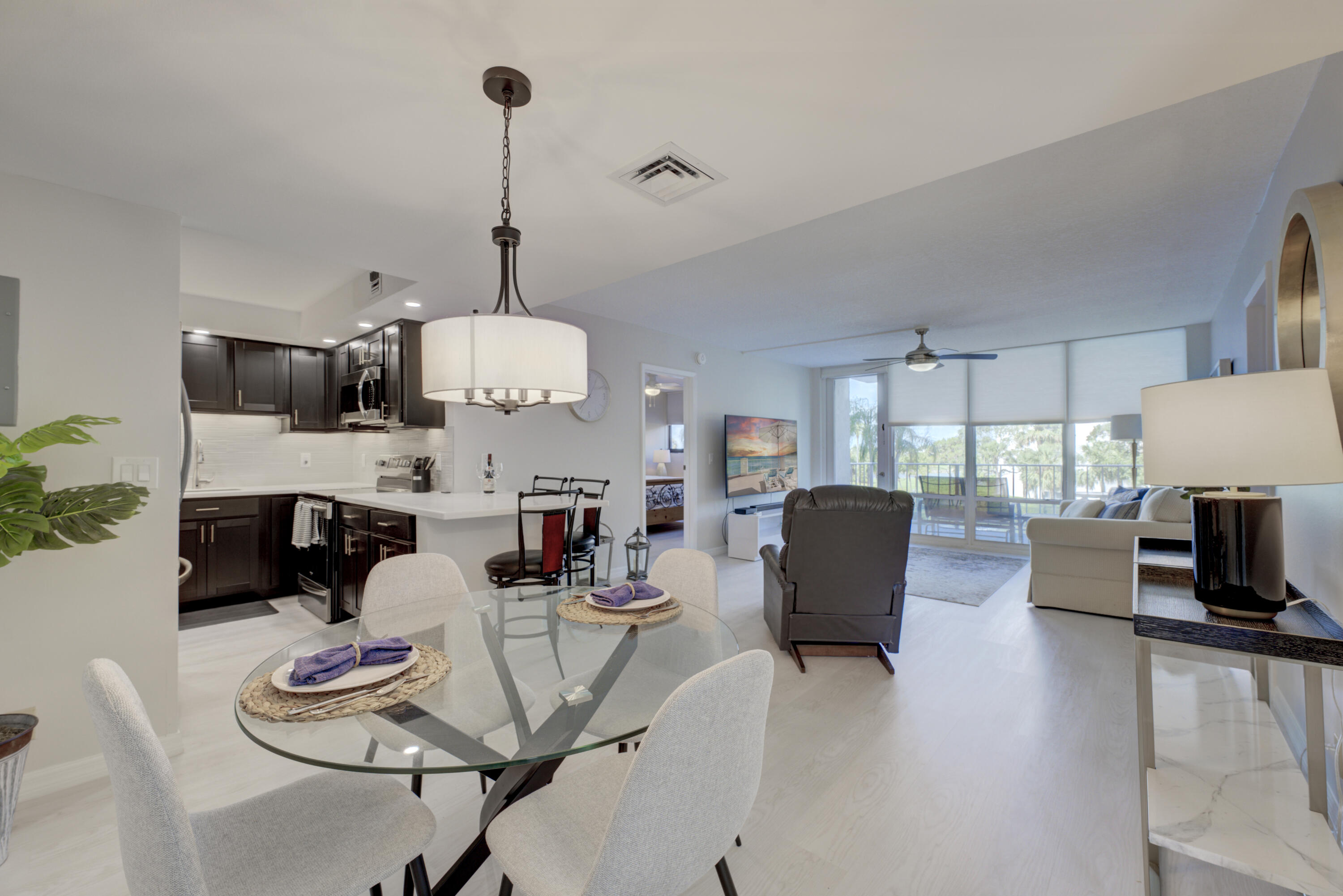 336 Golfview Road, Unit 314 North Palm Beach, FL 33408 - Photo 4 of 16 01_dsc02664_5_6_7_8 copy