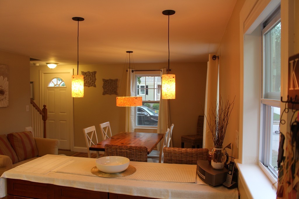 15 Chisholm Road Weymouth, MA 02190 - Photo 4 of 15