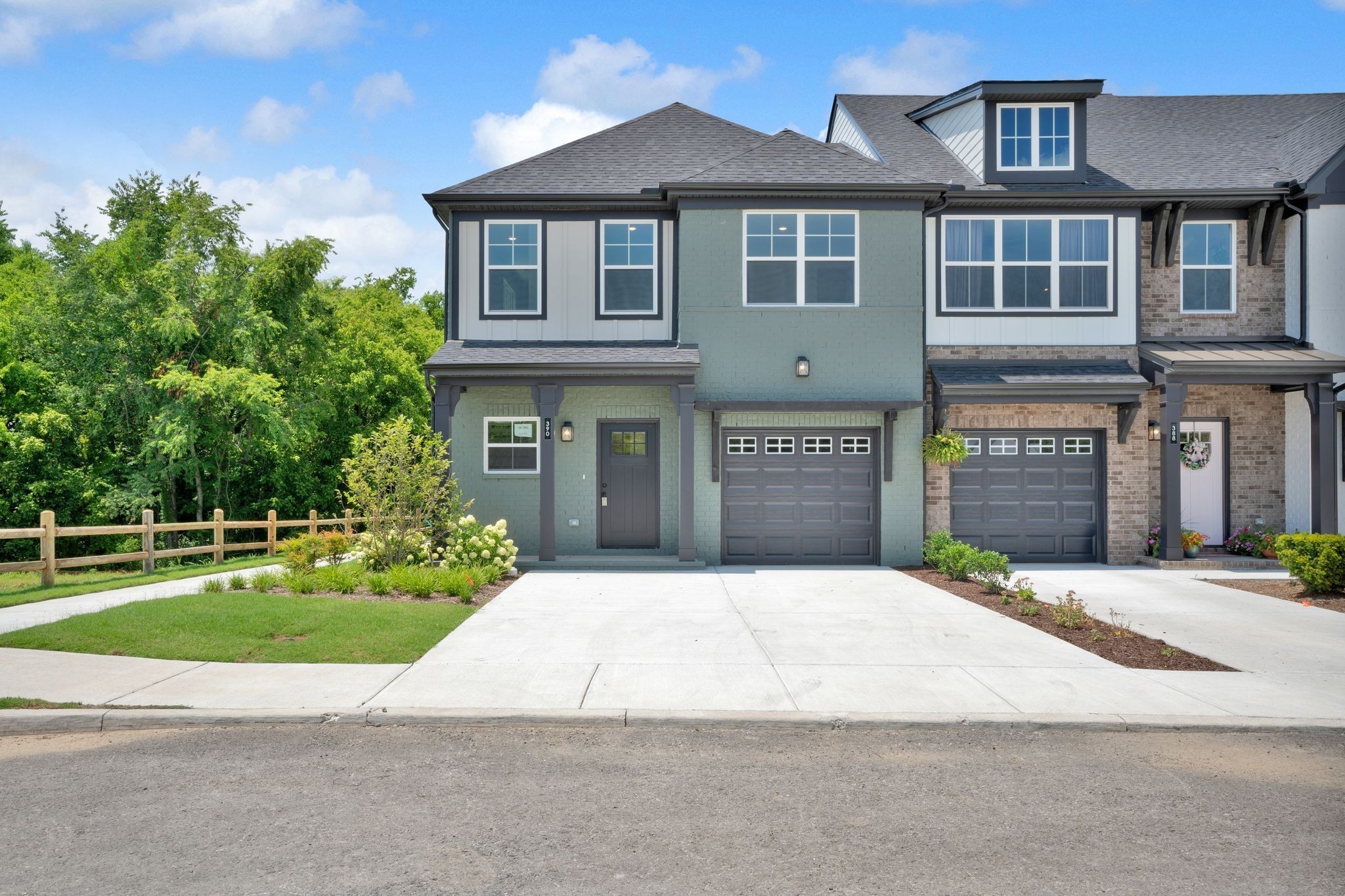159 Rothwood Pvt Drive Hendersonville, TN 37075 - Photo 1 of 33 a front view of a house