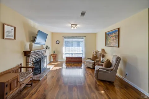 $599,000 | 3429 Willis Drive, Napa, CA 94558