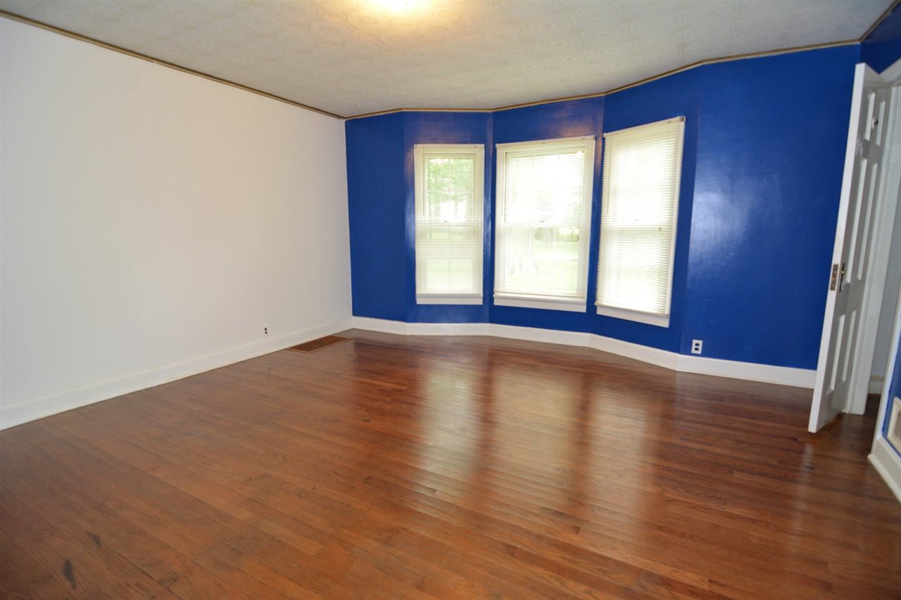 194 North 161 State Road Boonville, IN 47601 - Photo 15 of 32