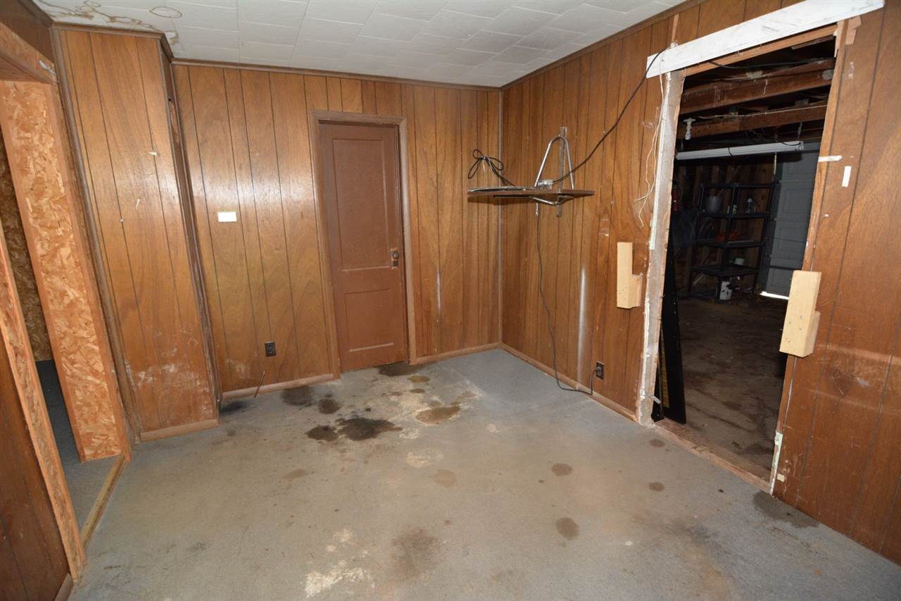 194 North 161 State Road Boonville, IN 47601 - Photo 26 of 32