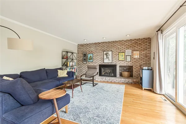 $596,000 | 7 Falconbridge Drive, Pittsford, NY 14534
