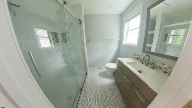 $187,900 | 2 Oyster Bay Road, Unit 2D, Absecon, NJ 08205