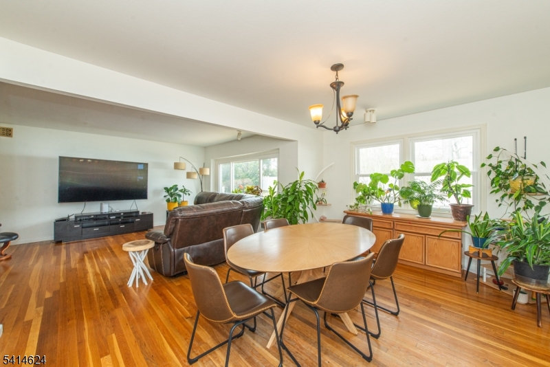 32 Cutler Road Morris Plains, NJ 07950 - Photo 11 of 35