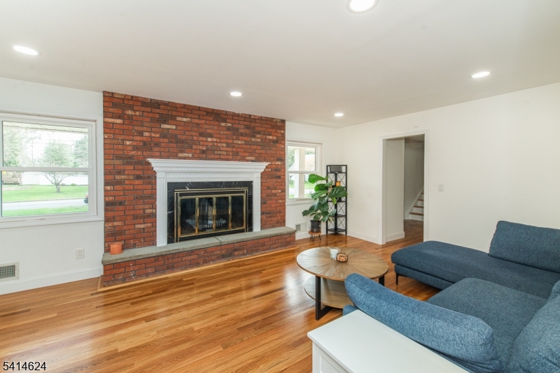 32 Cutler Road Morris Plains, NJ 07950 - Photo 12 of 35