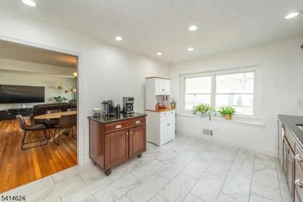 $6,000 | 32 Cutler Road, Morris Plains, NJ 07950