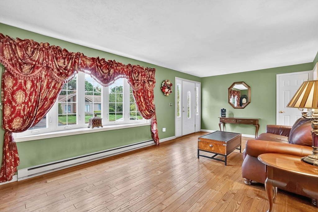 6 Tardy Road Chicopee, MA 01020 - Photo 6 of 40