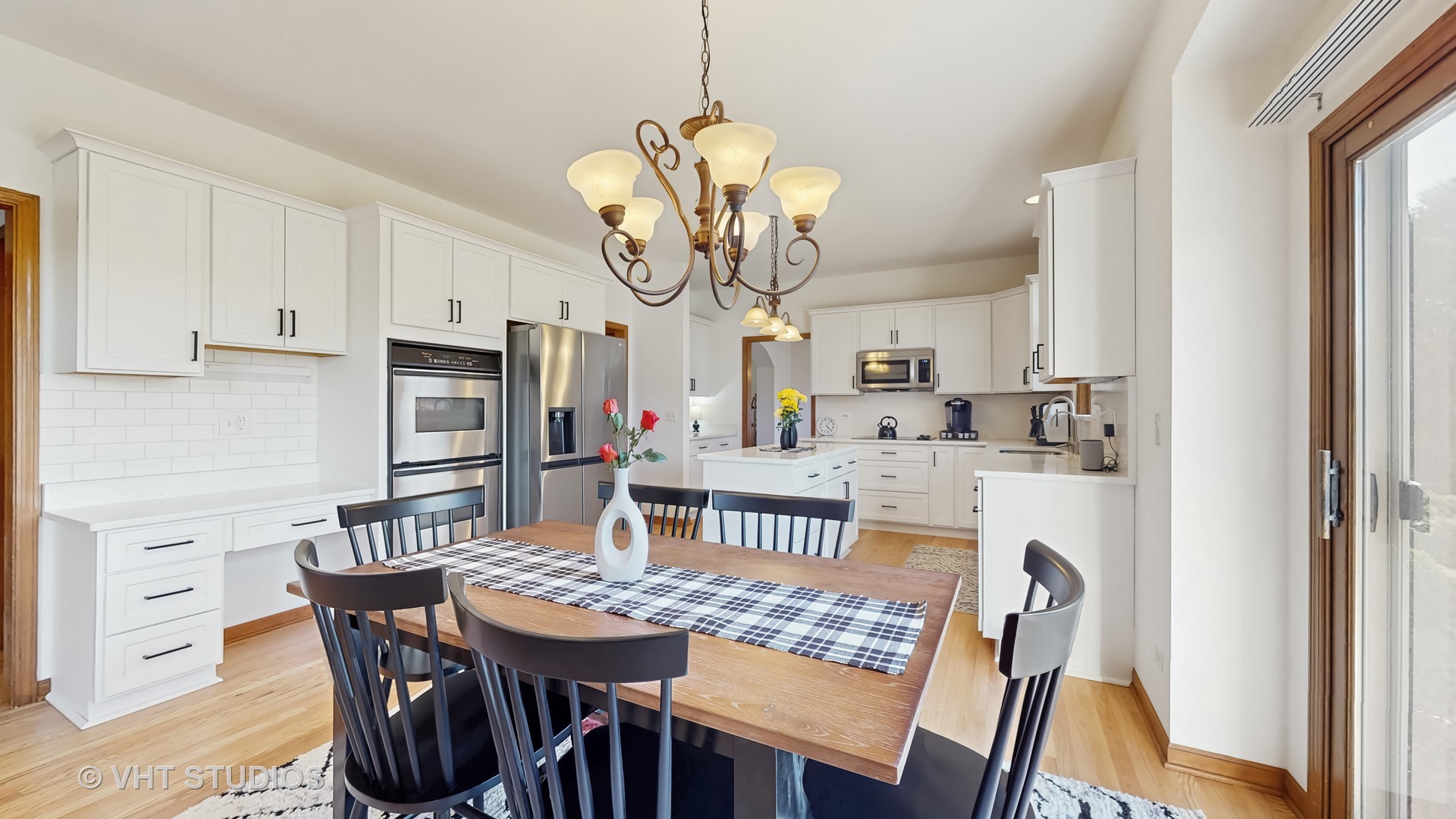 620 Bluestem Lane Algonquin, IL 60102 - Photo 8 of 43