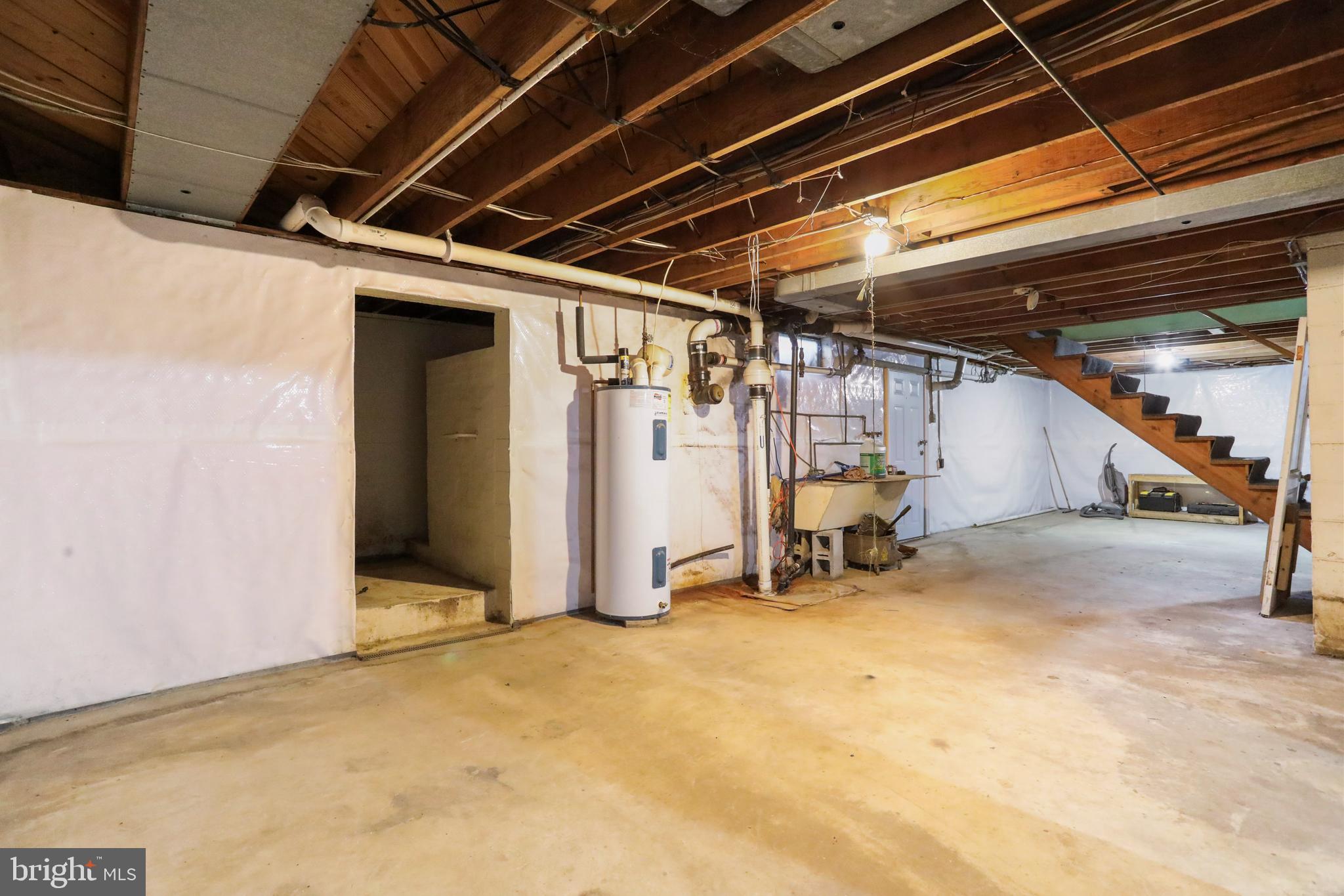 16849 Hampton Road Williamsport, MD 21795 - Photo 25 of 33 Basement