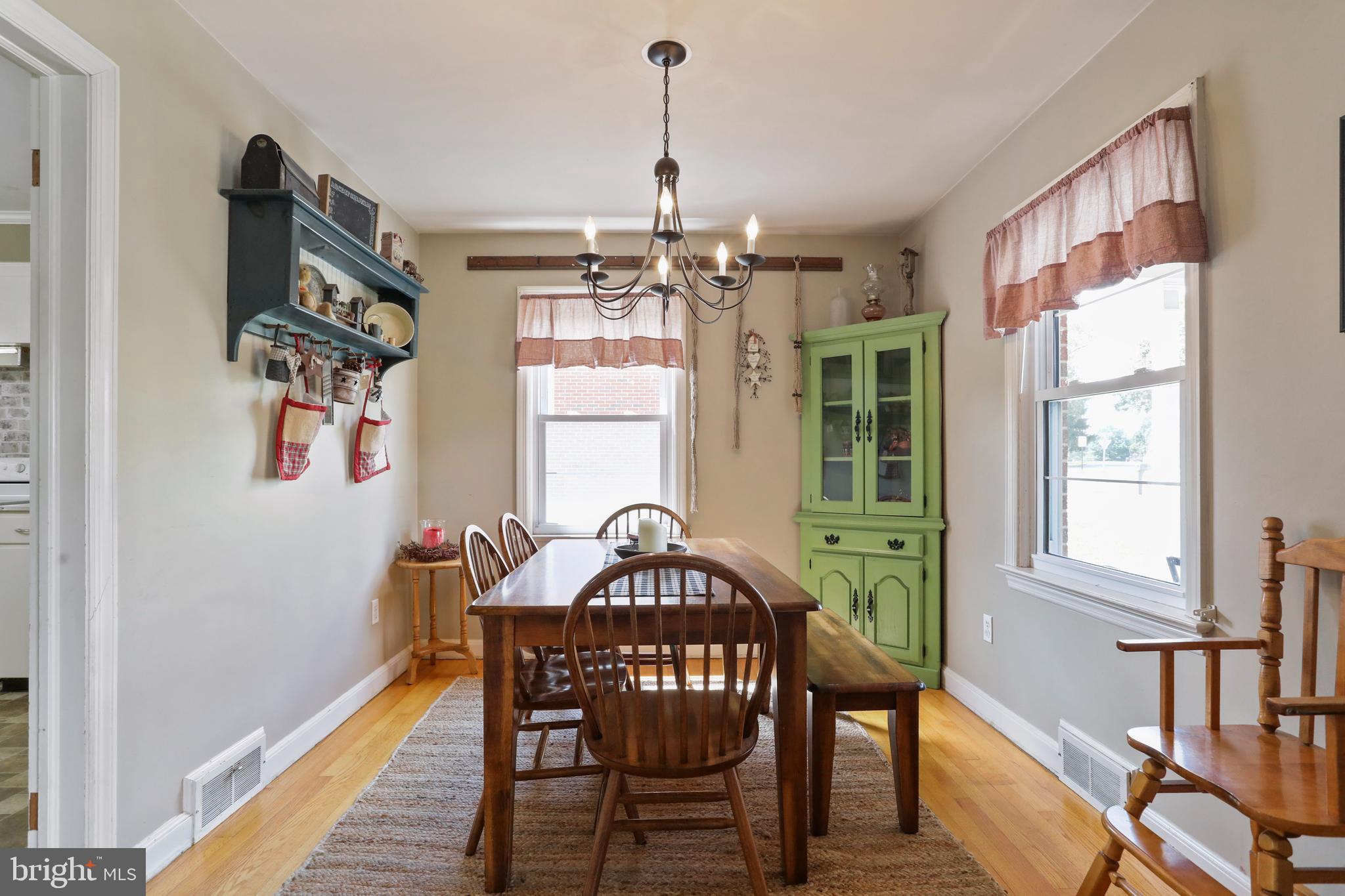 16849 Hampton Road Williamsport, MD 21795 - Photo 8 of 33 Dining Room