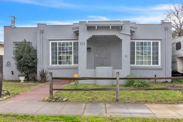 $355,000 | 122 East Monterey Avenue, Stockton, CA 95204