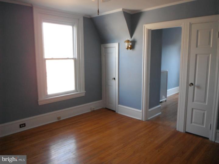 446 Valley Road Elkins Park, PA 19027 - Photo 9 of 19 Gallery Image 9
