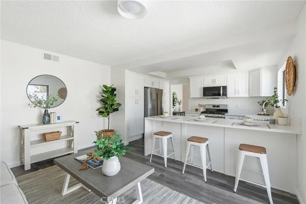 $949,000 | 24420 Alliene Avenue, Lomita, CA 90717
