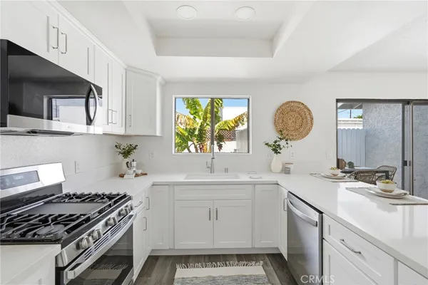 $949,000 | 24420 Alliene Avenue, Lomita, CA 90717