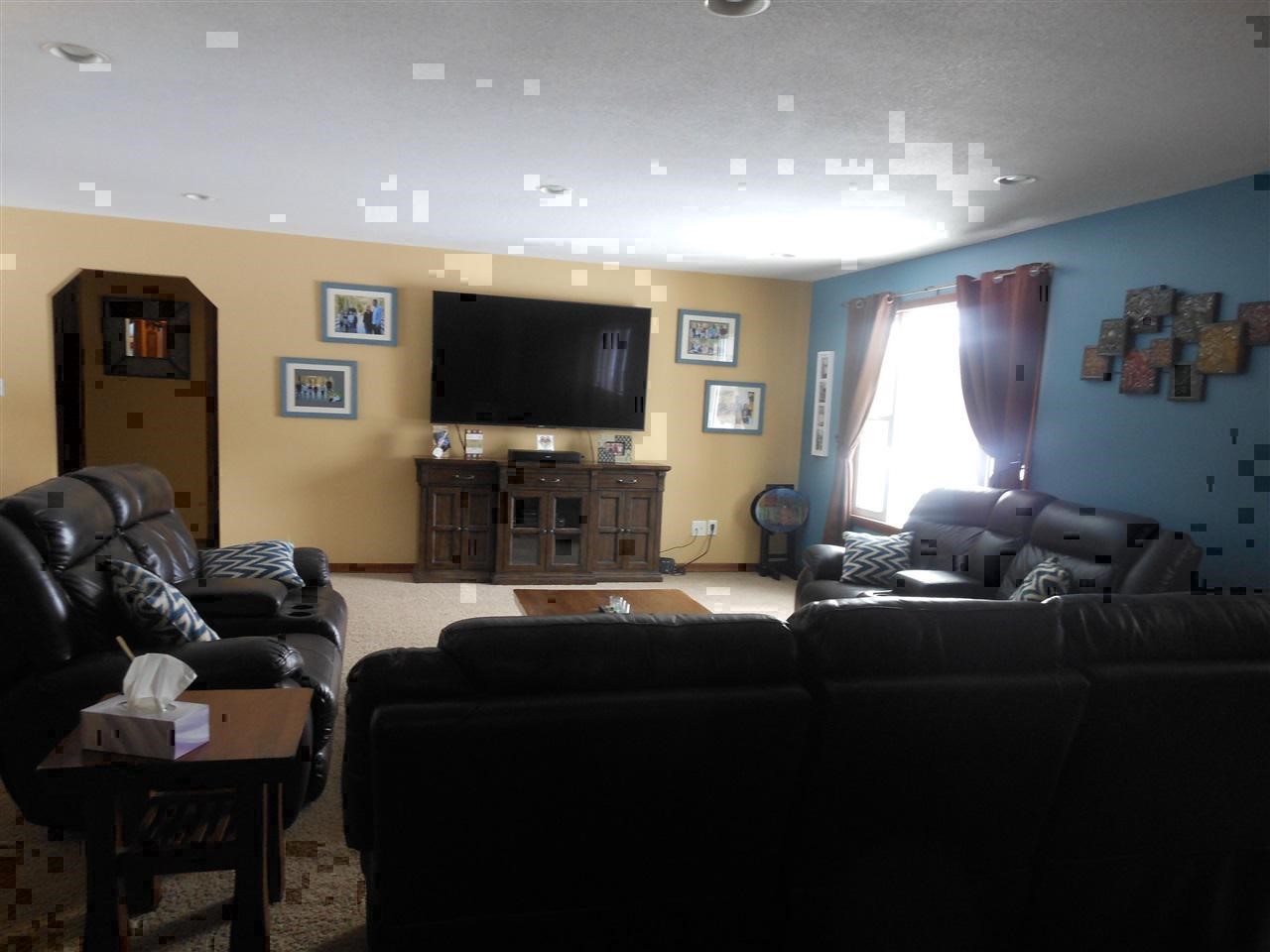9875 McPherson Road Millington, MI 48746 - Photo 7 of 26 21573330-6.JPG