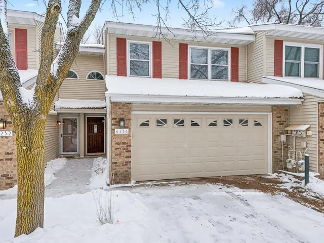 $280,000 | 4234 Boulder Ridge Point, Eagan, MN 55122