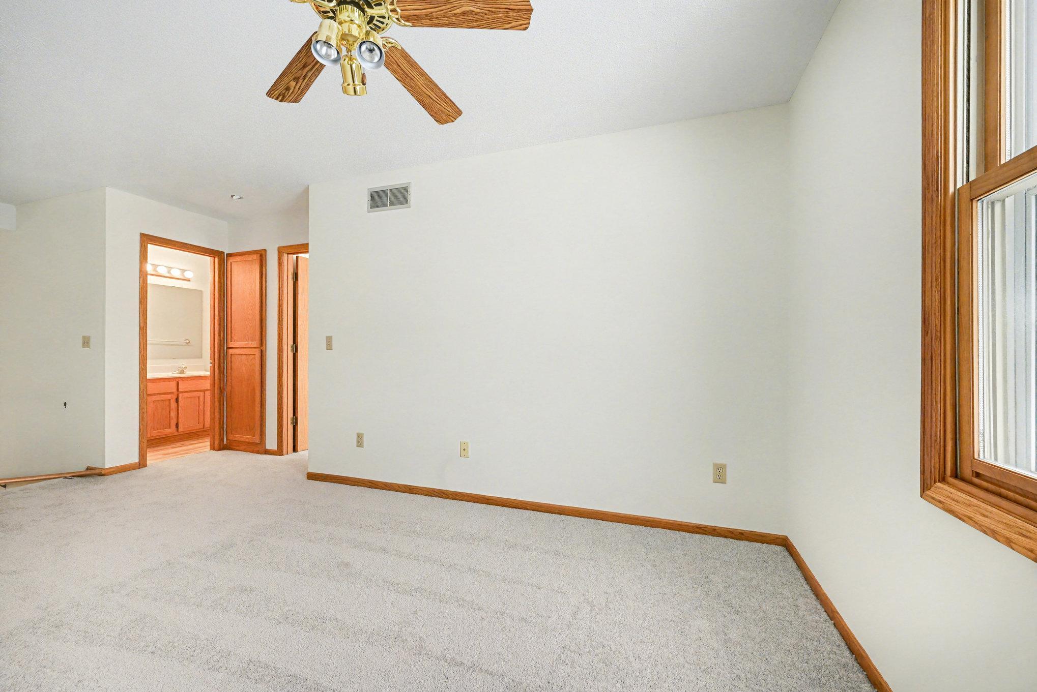 4234 Boulder Ridge Point Eagan, MN 55122 - Photo 19 of 27