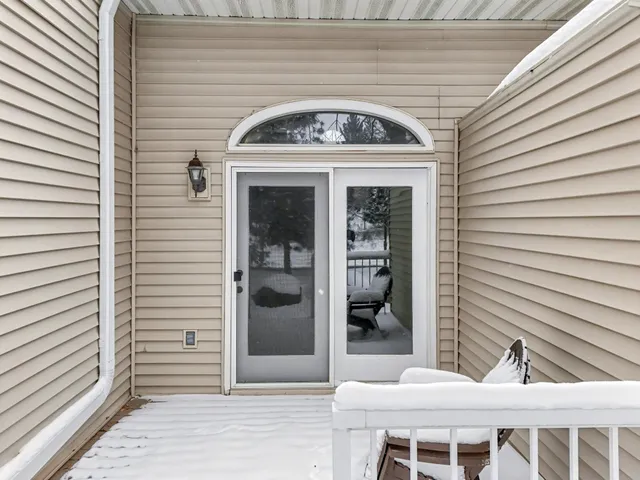 $280,000 | 4234 Boulder Ridge Point, Eagan, MN 55122