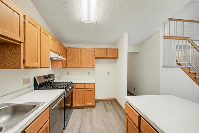 $280,000 | 4234 Boulder Ridge Point, Eagan, MN 55122