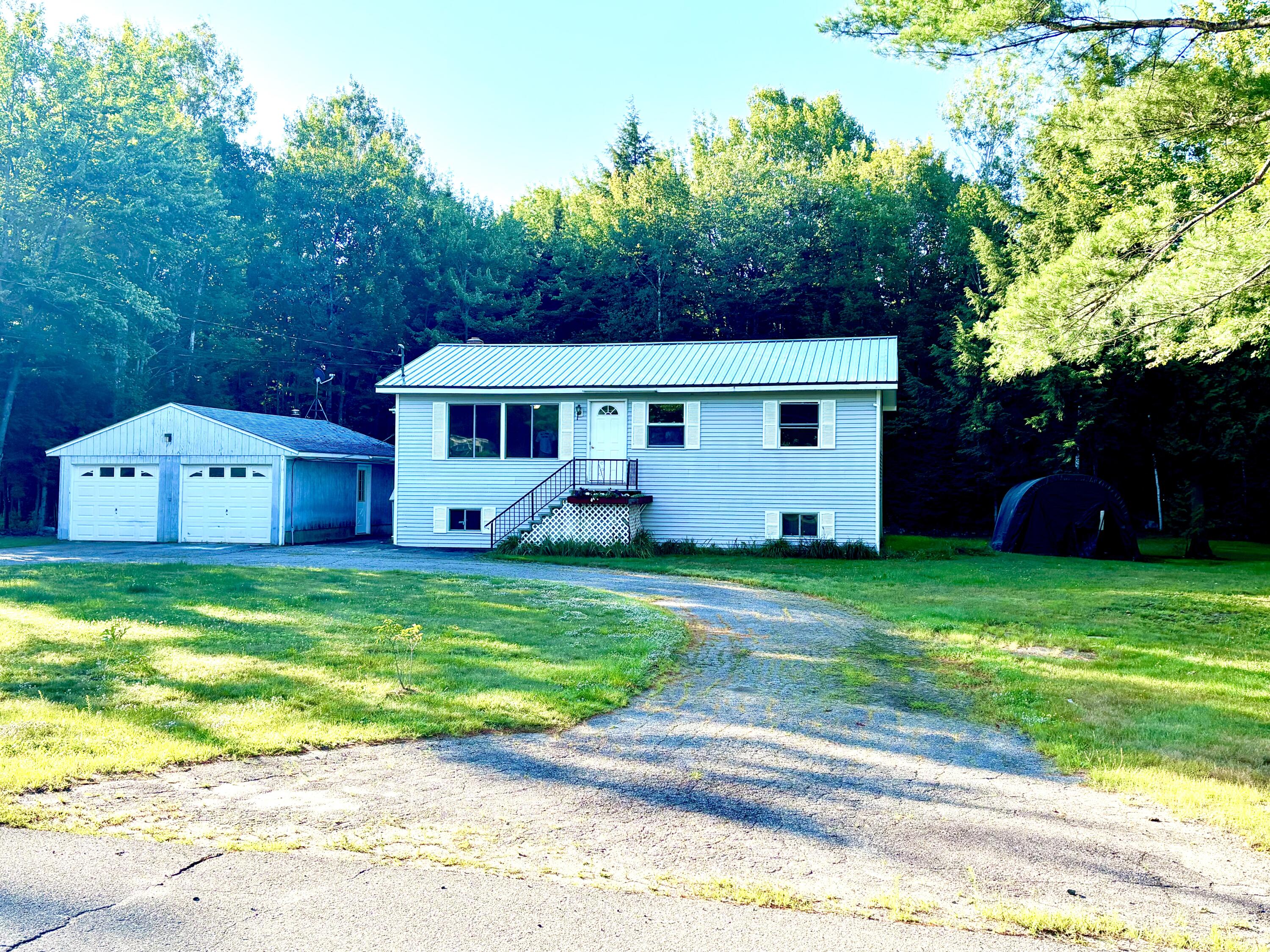 3 Rush Boulevard Millinocket, ME 04462 - Photo 3 of 33 IMG_6762