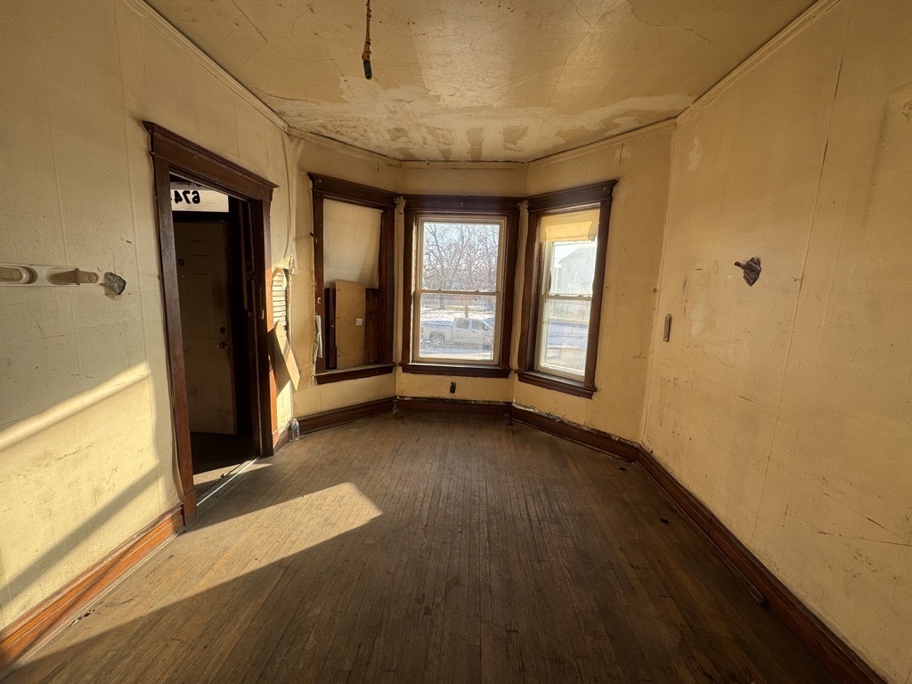 6744 South Bishop Street Chicago, IL 60636 - Photo 5 of 13 a view of a room with large windows