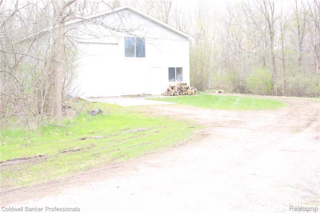 11126 Horton Road Holly, MI 48442 - Photo 20 of 21 IMG_4243.JPG