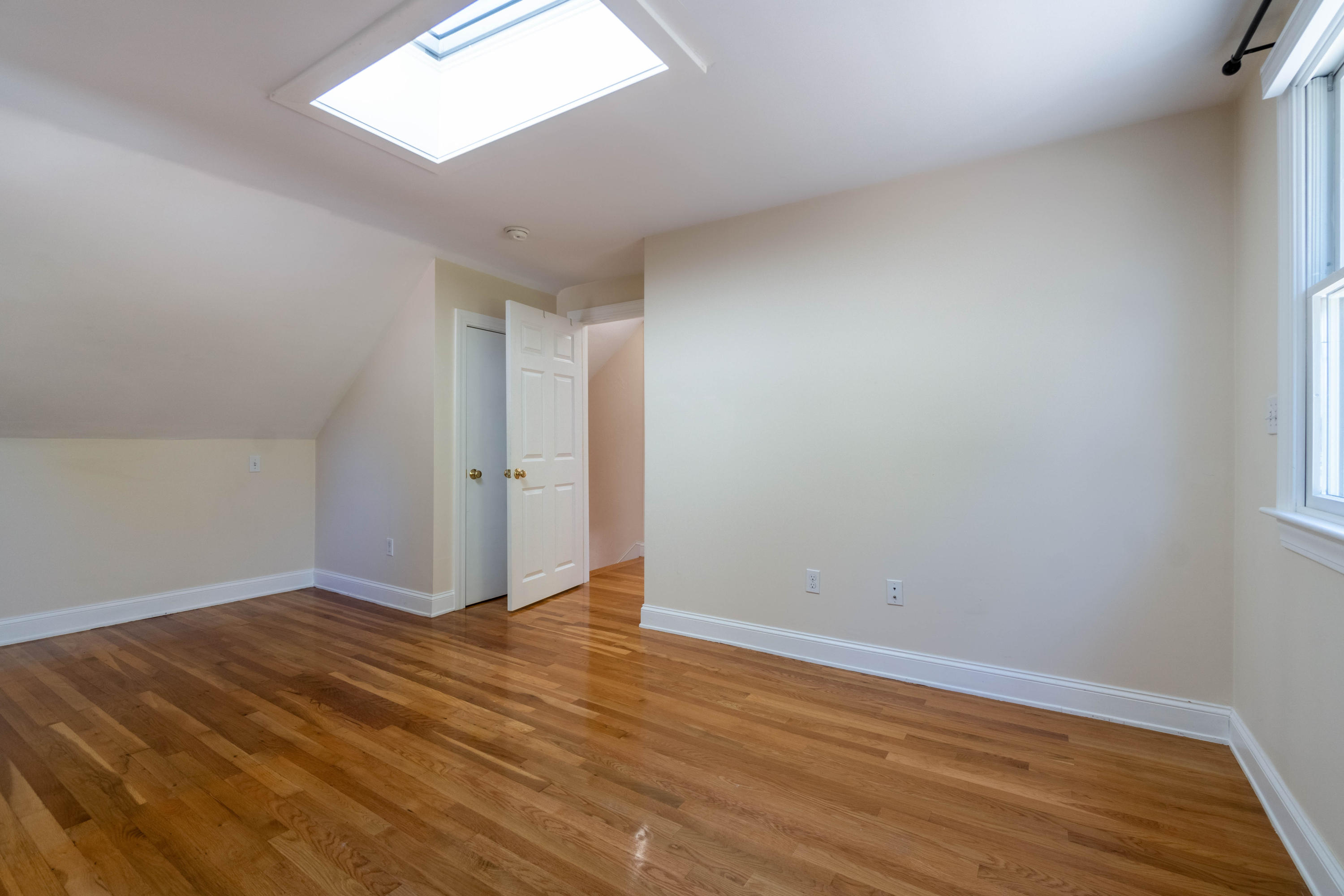 85 Old Town Road Hyannis, MA 02601 - Photo 16 of 26 a view of an empty room