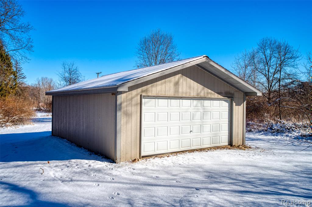 9800 Roberts Road Gregory, MI 48137 - Photo 45 of 67