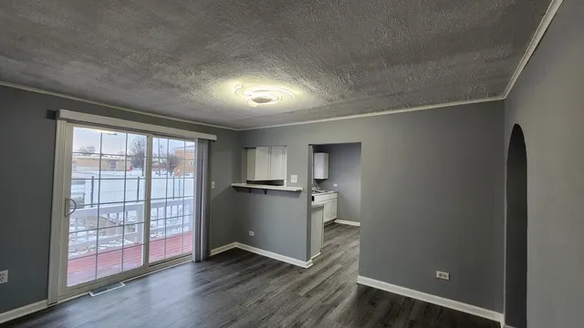 $299,999 | 1742 34th Avenue, Stone Park, IL 60165