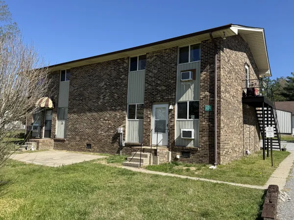$1,300 | 470 Highway 70, Pegram, TN 37143