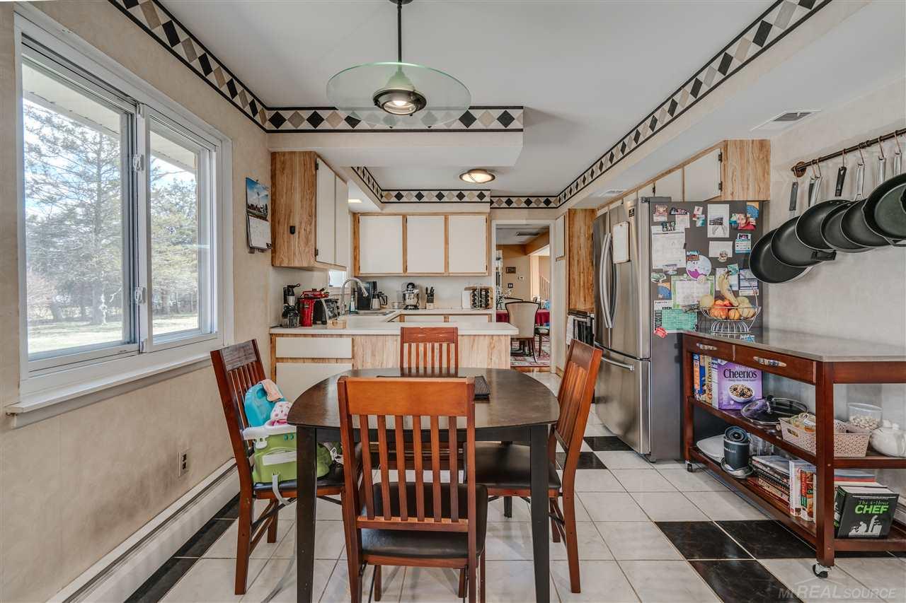 29360 Bermuda Lane Southfield, MI 48076 - Photo 17 of 38