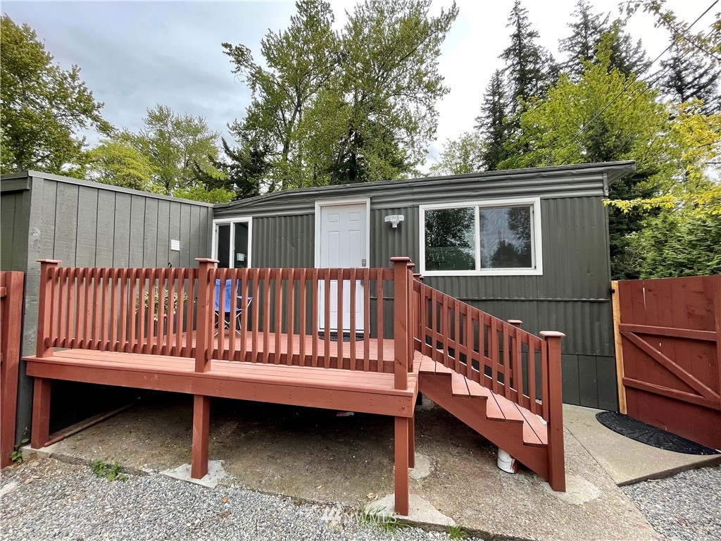 3854 Britton Road Bellingham, WA 98226 - Photo 2 of 23