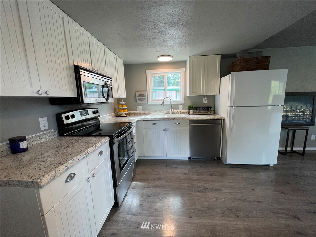 3854 Britton Road Bellingham, WA 98226 - Photo 5 of 23
