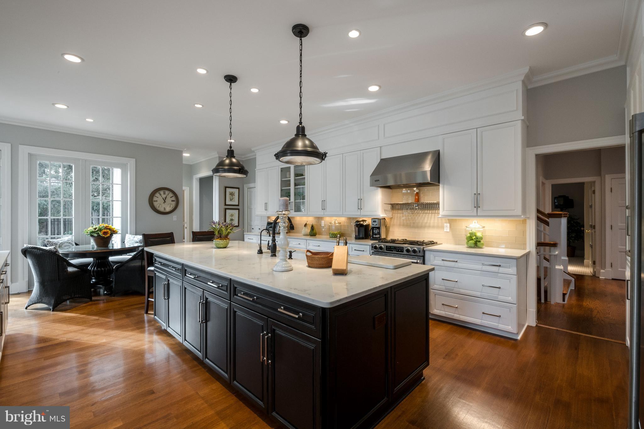 49 Poplar Point Road Edgewater, MD 21037 - Photo 4 of 30 Gourmet Kitchen