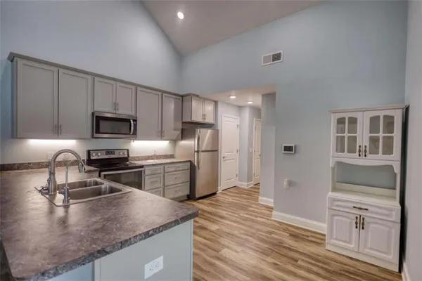 $300,000 | 1000 Silver Summit Drive Southeast, Conyers, GA 30094