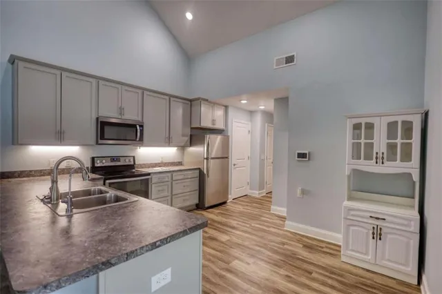 $300,000 | 1000 Silver Summit Drive Southeast, Conyers, GA 30094