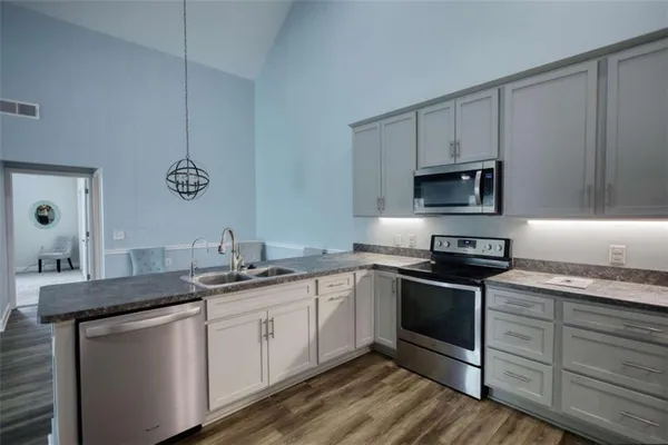 $300,000 | 1000 Silver Summit Drive Southeast, Conyers, GA 30094