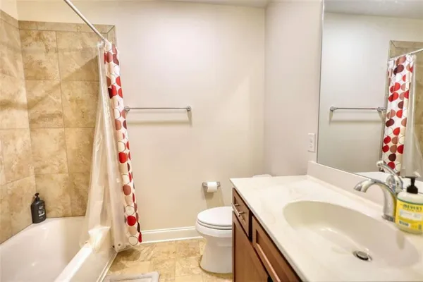 $300,000 | 1000 Silver Summit Drive Southeast, Conyers, GA 30094