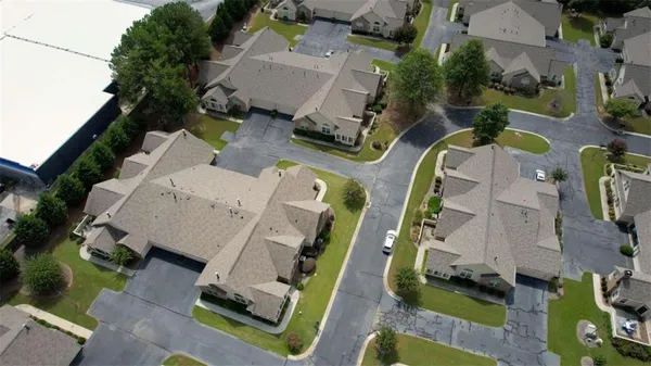 $300,000 | 1000 Silver Summit Drive Southeast, Conyers, GA 30094