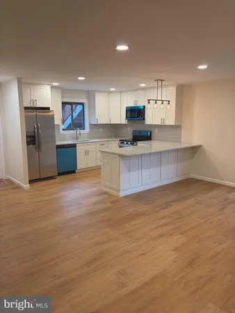 $289,900 | 515 Meadow Woods Lane, Lawrenceville, NJ 08648