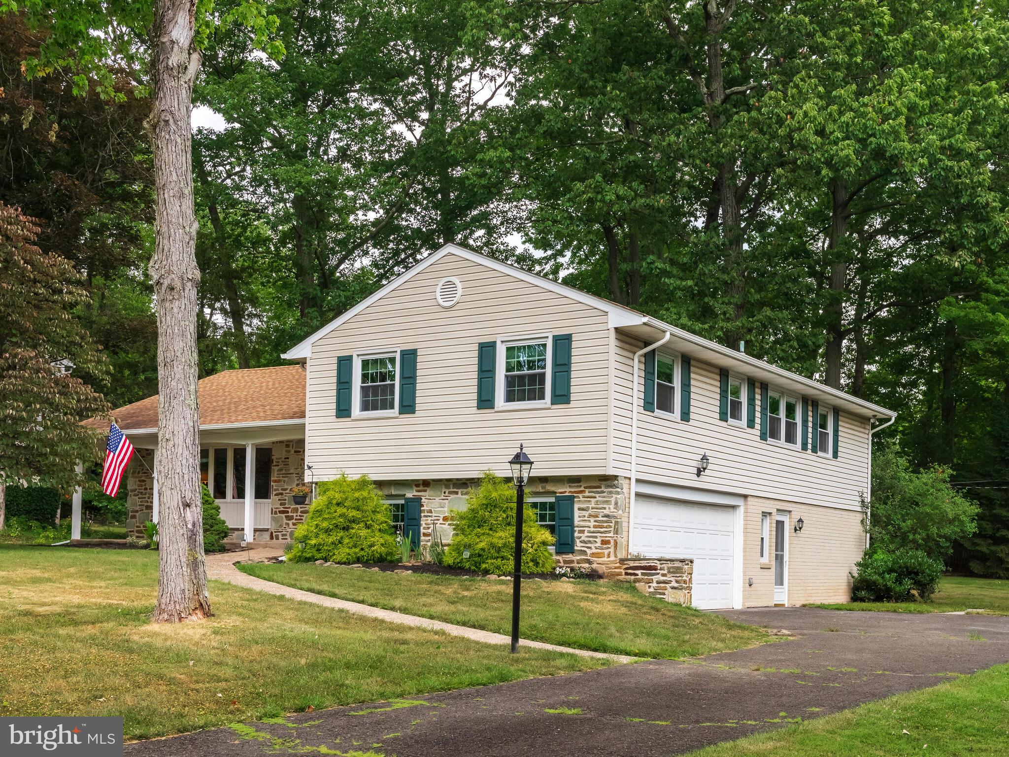 1218 Joseph Road Ambler, PA 19002 - Photo 2 of 37 Gallery Image 2