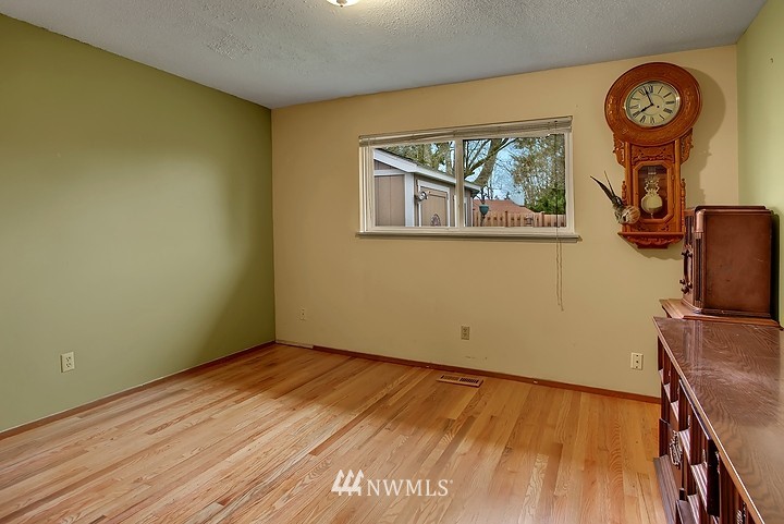 12104 Southeast 167th Street Renton, WA 98058 - Photo 10 of 15