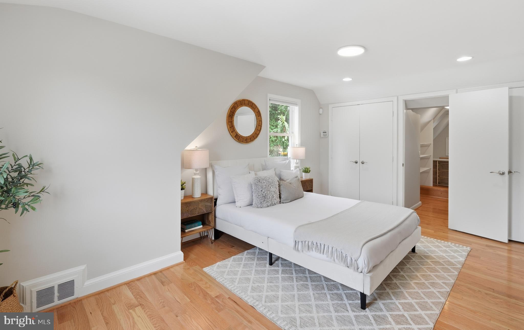 2023 Lansdowne Way Silver Spring, MD 20910 - Photo 14 of 22 Upper Level Bedroom w/Walk-in Closet(s)