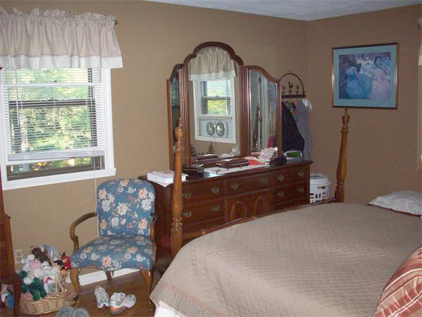 37 Pomeroy Meadow Road Southampton, MA 01073 - Photo 13 of 26